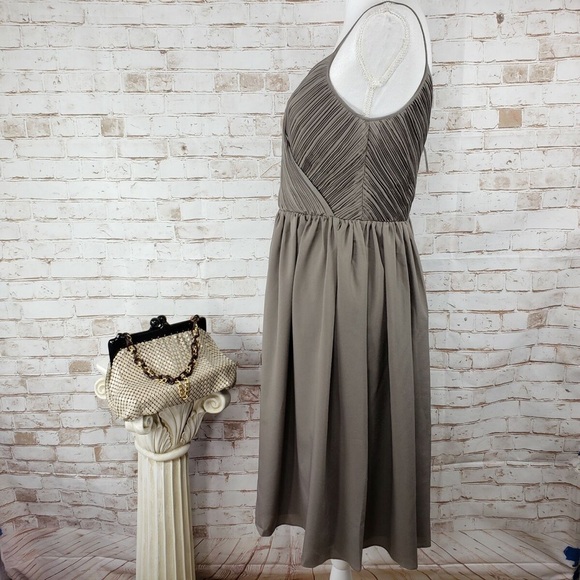 Banana Republic Sleeveless Dress - Picture 2 of 2